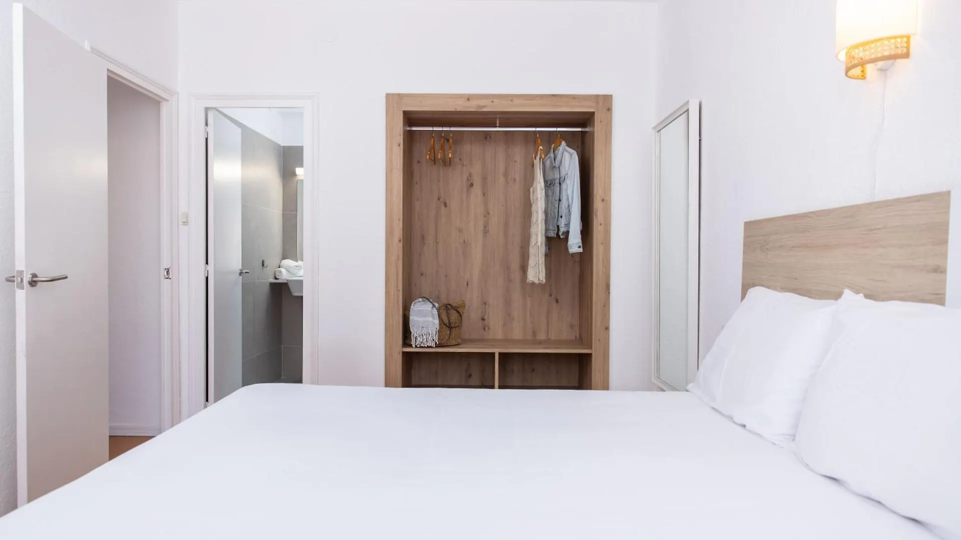 Rvapartaments Escala Brava L' Escala 0*,  Spanyolország