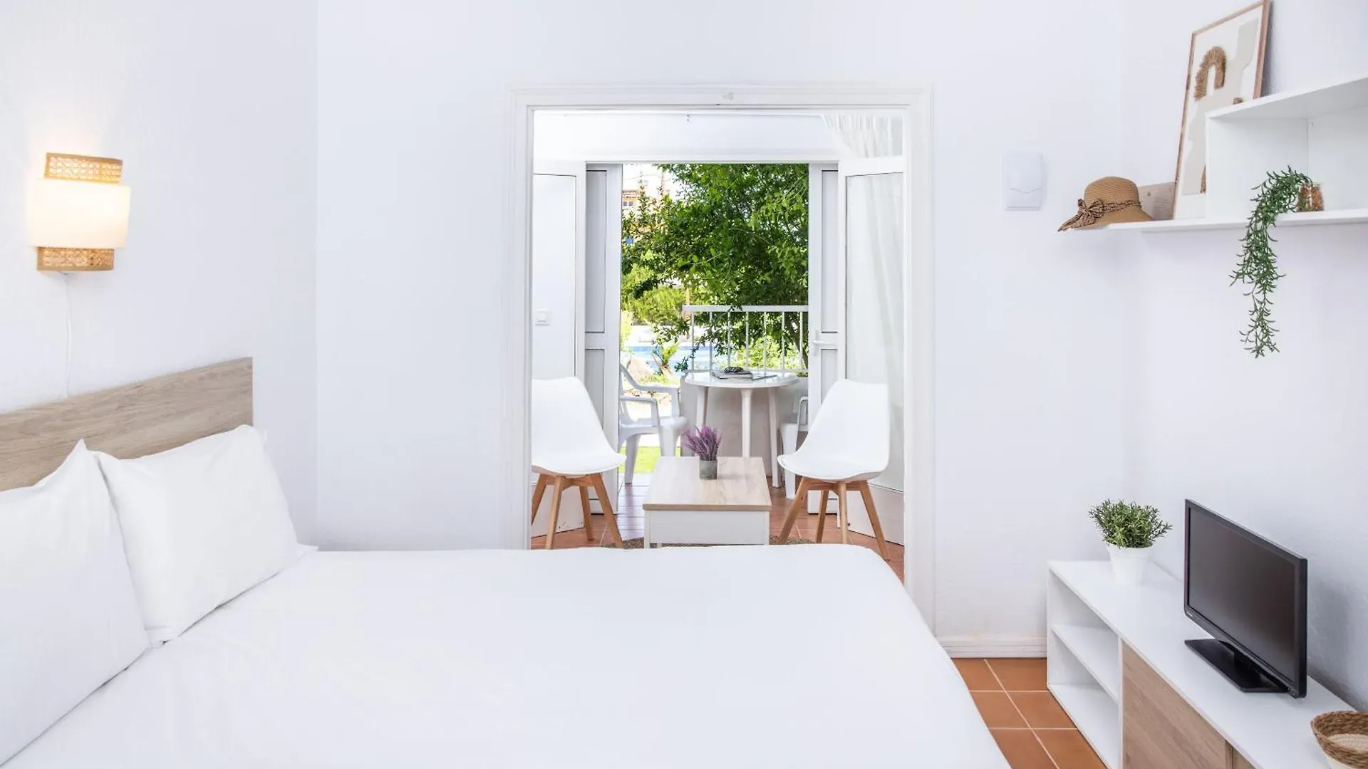 Rvapartaments Escala Brava L' Escala 0*,